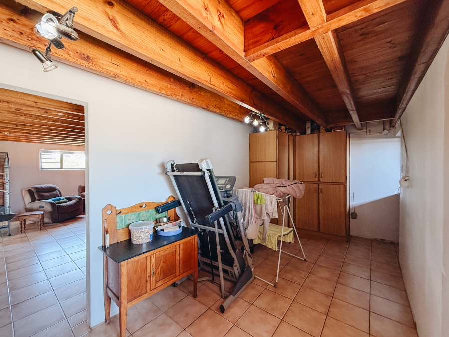 4 Bedroom Property for Sale in Aalwyndal Western Cape